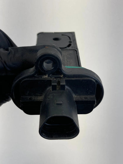 2012 12 CHEVROLET SONIC 1.8L A/T MASS AIR FLOW SENSOR METER MAF 13301682 OEM