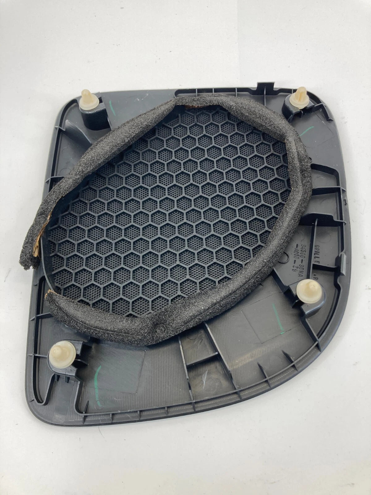 03-07 HONDA ACCORD COUPE REAR RIGHT SIDE SPEAKER GRILLE COVER 84500-SDNA-A010