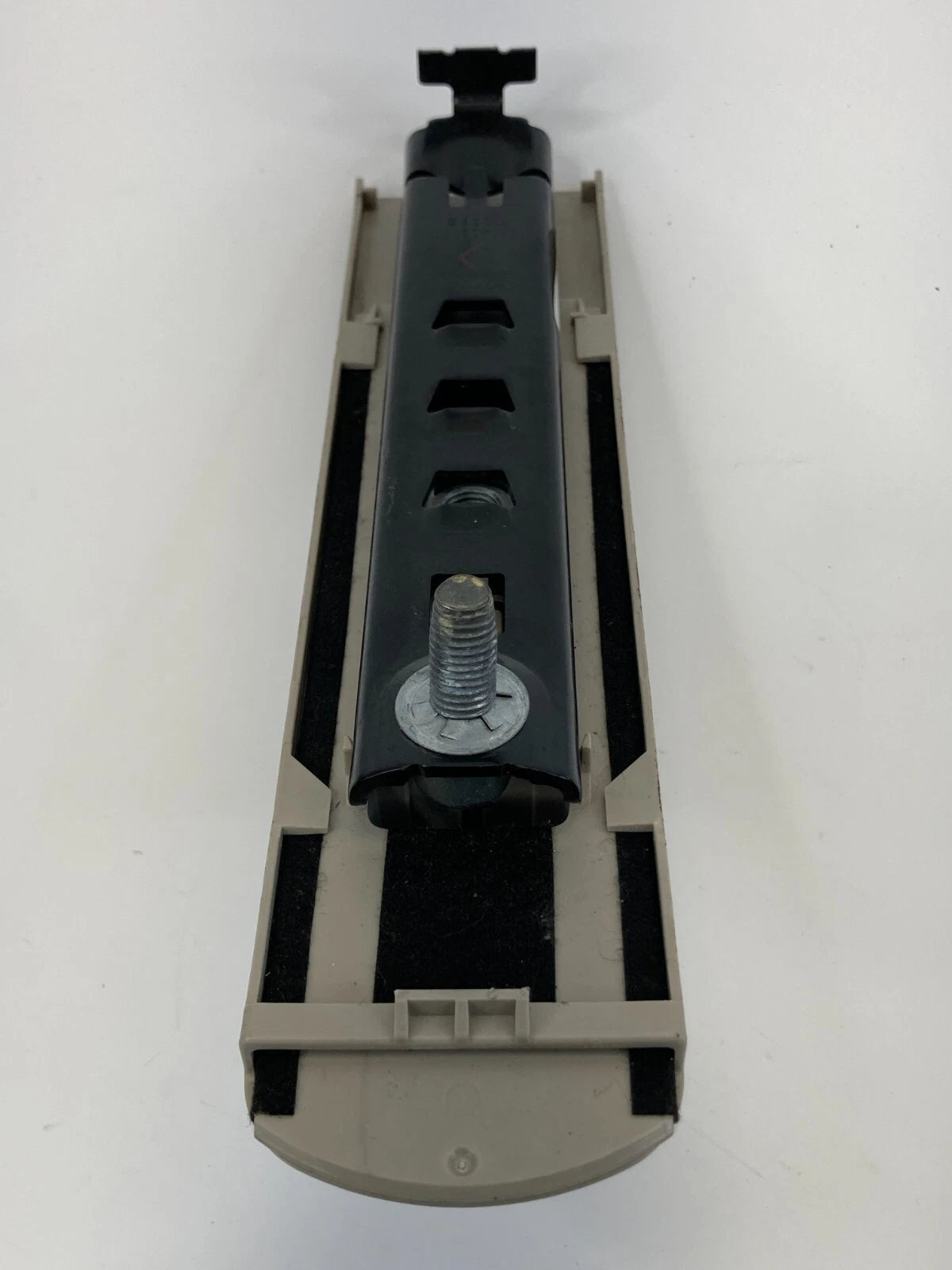 2014-2019 FORD FIESTA FRONT LEFT SEAT BELT HEIGHT ADJUSTER ASSEMBLY 34062335B
