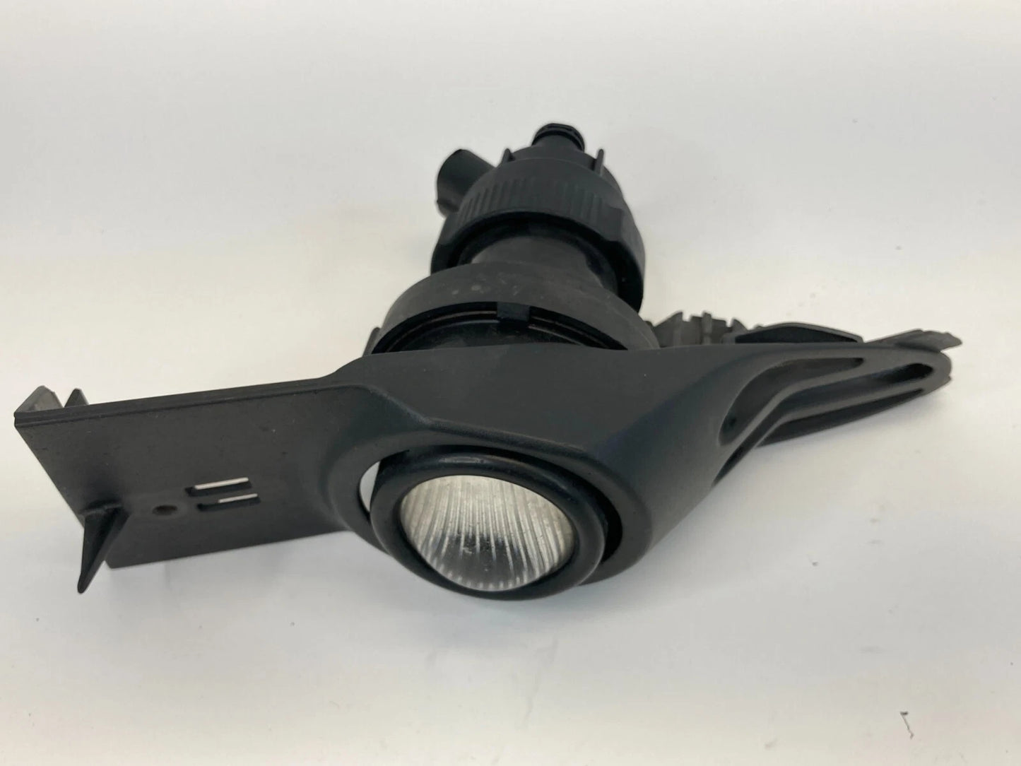 2002-2005 BMW 745I FRONT LEFT DRIVER SIDE FOG LIGHT LAMP FOGLAMP 155-635-00 OEM