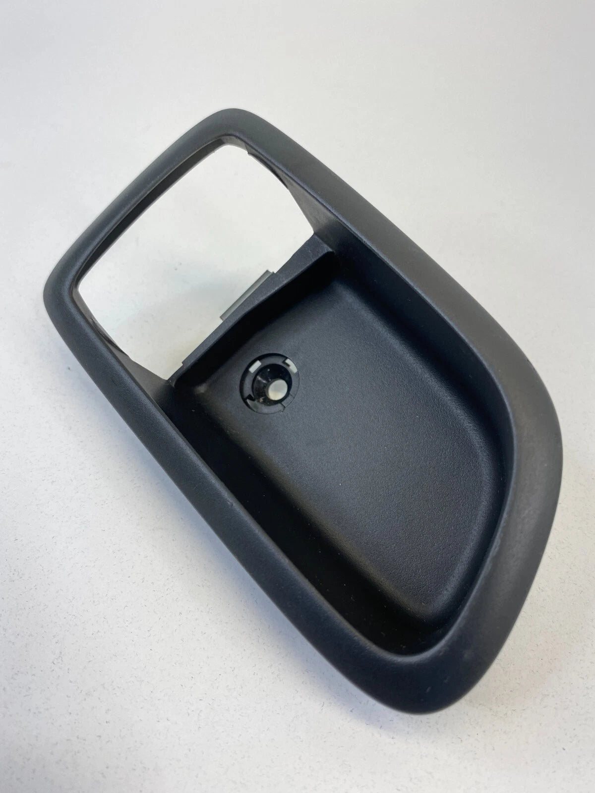 2004-2009 MAZDA 3 MAZDA3 REAR RIGHT SIDE INTERIOR DOOR HANDLE COVER BEZEL OEM