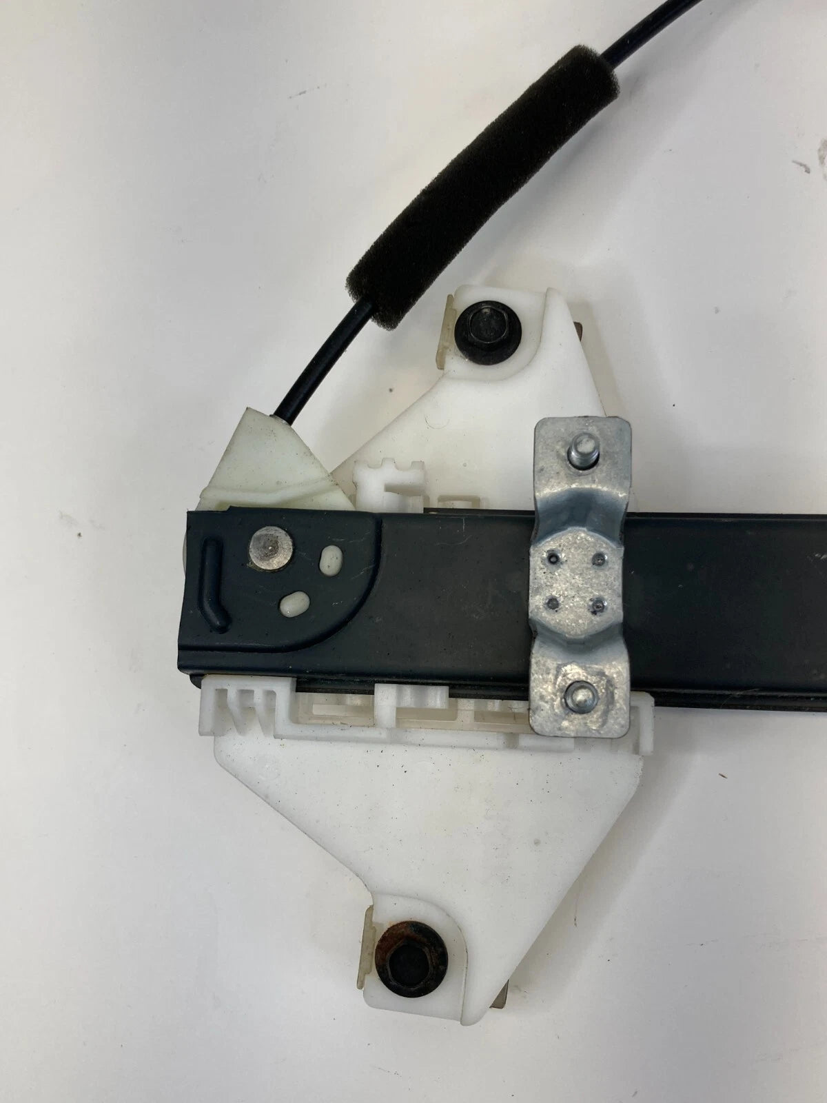 2008-2010 SATURN VUE REAR LEFT DOOR POWER WINDOW REGULATOR W/ MOTOR OEM