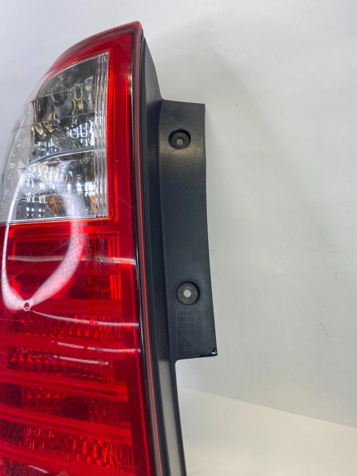 2006-2014 KIA SEDONA DRIVER LEFT SIDE TAIL LIGHT LAMP TAILLIGHT TAILLAMP OEM