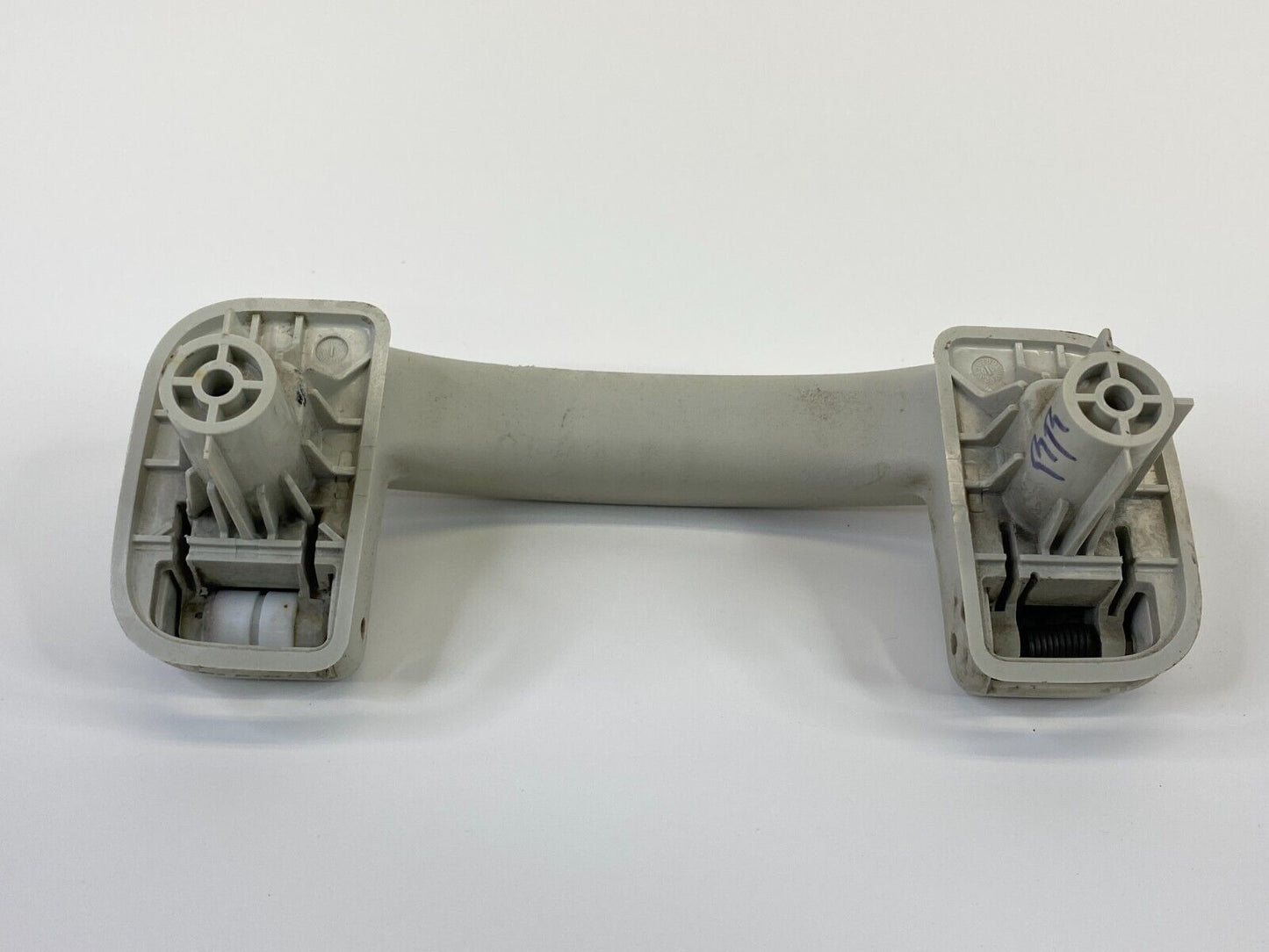 2009-2014 Volkswagen Routan Rear Right Side Inner Roof Grab Grip Handle OEM