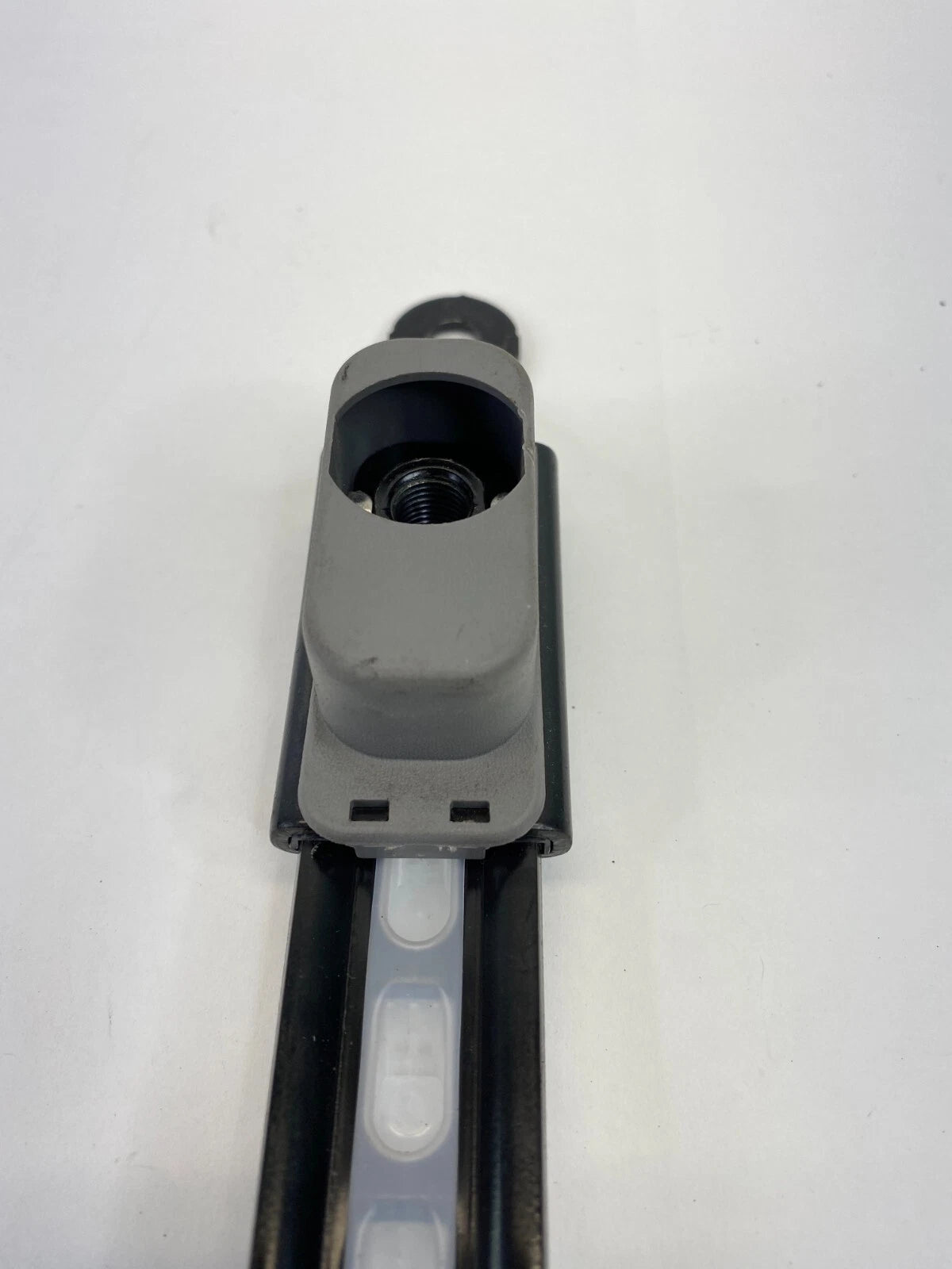 2003-2008 SUBARU FORESTER FRONT RIGHT PASSENGER SIDE SEAT BELT HEIGHT ADJUSTER