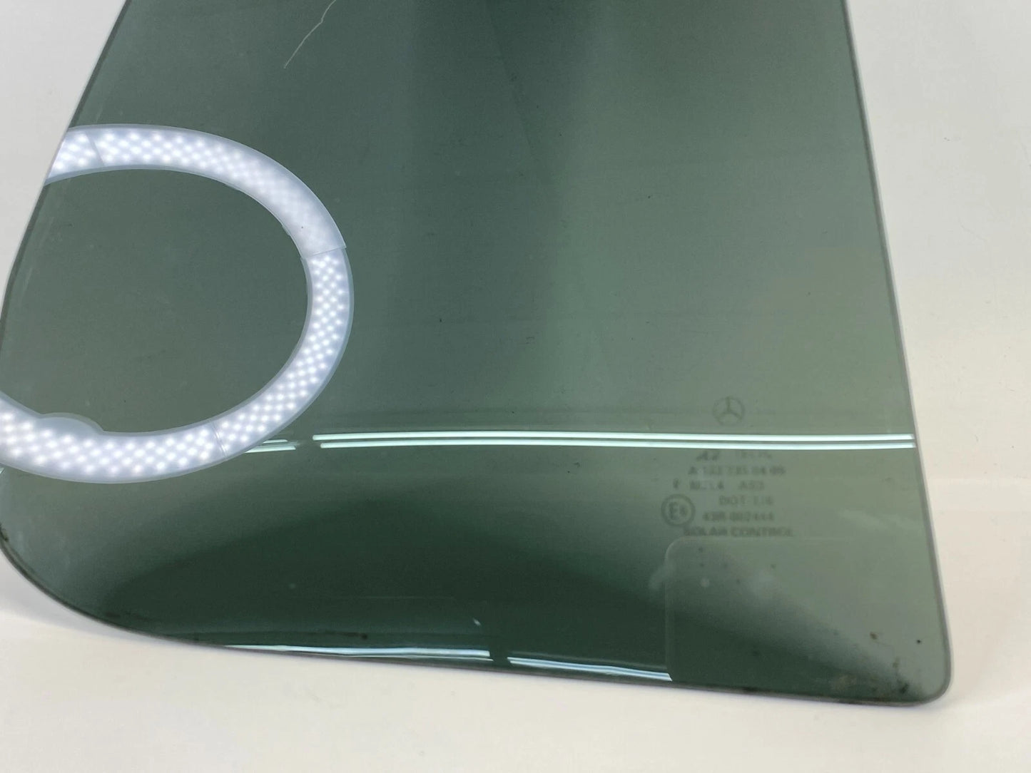 1998-2003 MERCEDES-BENZ ML REAR RIGHT SIDE DOOR QUARTER WINDOW FIXED GLASS OEM