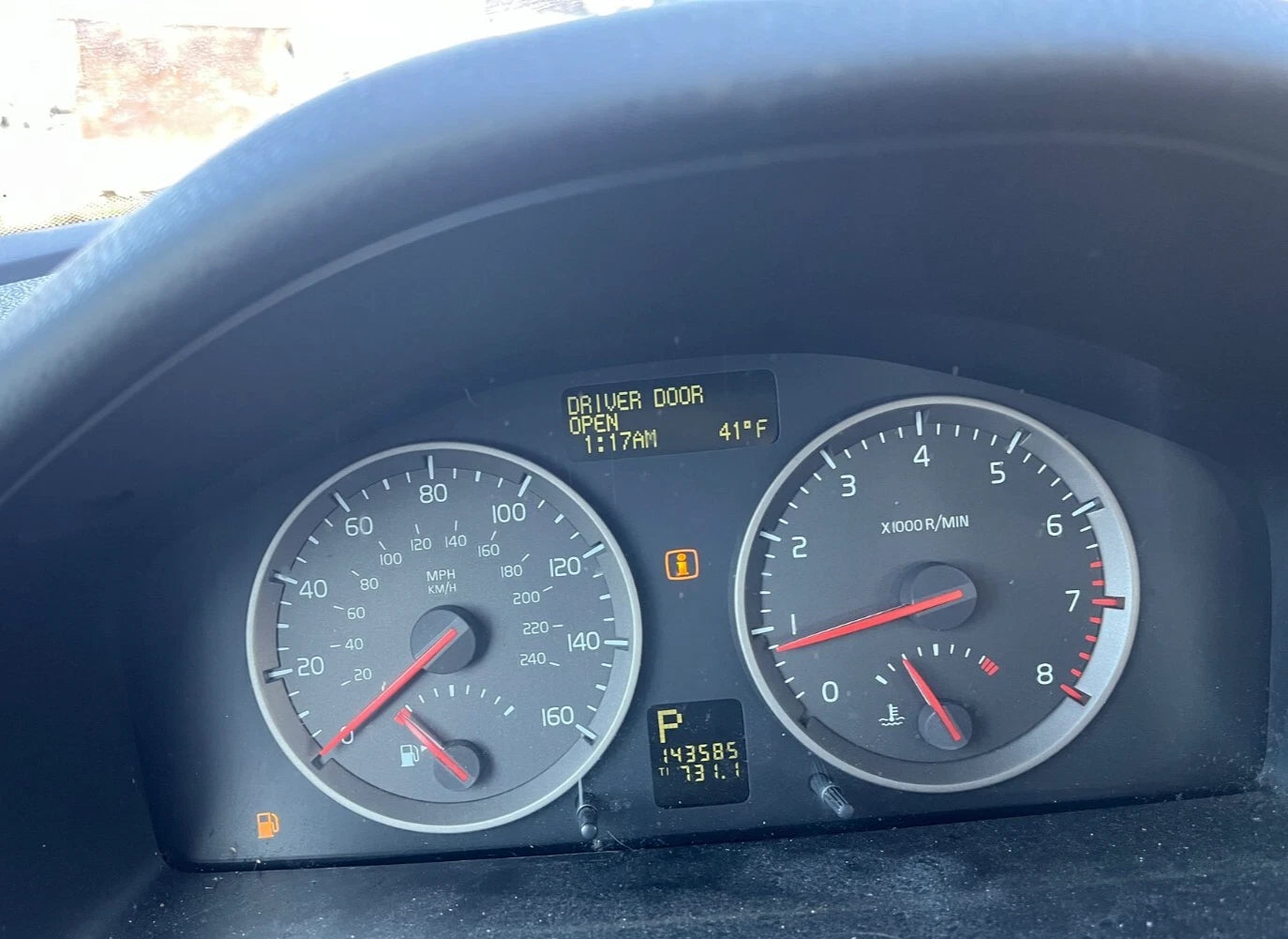 04-07 VOLVO S40 2.4L AT SPEEDOMETER INSTRUMENT CLUSTER GAUGES 143K 30710072 OEM
