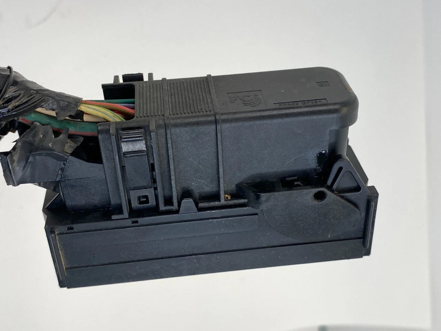 2010-2013 Dodge Journey 3.5L V6 AT FWD ABS Pump Anti Lock Brake Connector Plug