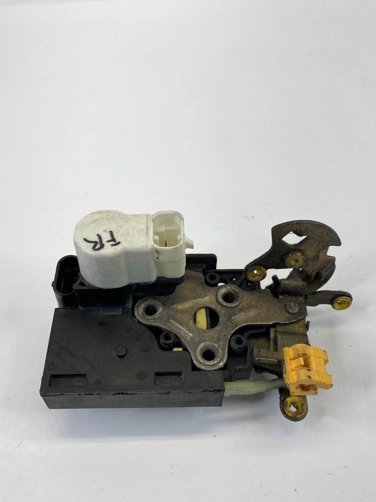 1999-2005 PONTIAC GRAND AM FRONT RIGHT DOOR LOCK LATCH ACTUATOR 16639868 OEM