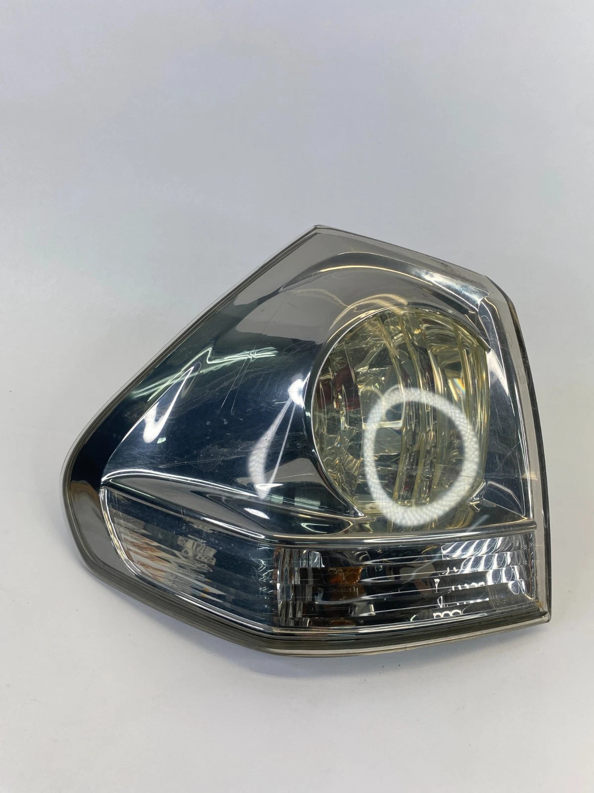 2007-2009 LEXUS RX350 LEFT SIDE OUTER QUARTER PANEL TAIL LIGHT ASSEMBLY OEM