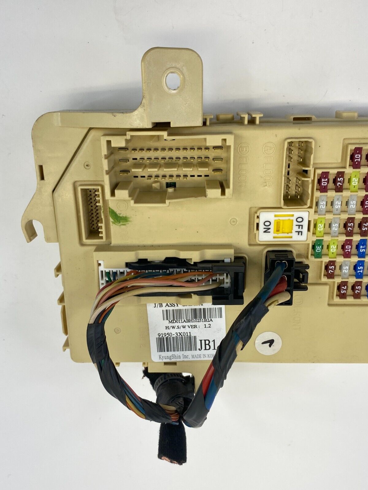 2011 Hyundai Elantra 1.8L A/T Instrument Panel Fuse Relay Box 91950-3X011 OEM