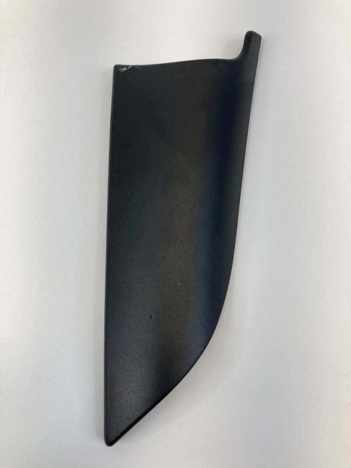 2006-2011 AUDI A6 FRONT RIGHT SIDE INNER DOOR CORNER COVER 4F0-857-506A