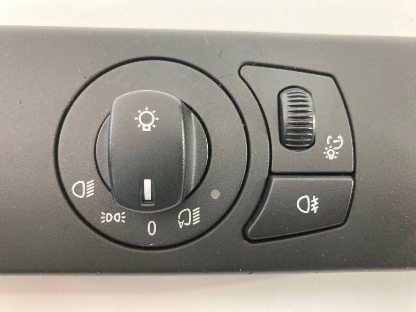 2004 2005 BMW 545I 530I 525I FRONT LEFT HEADLIGHT CONTROL SWITCH ASSY 6925261