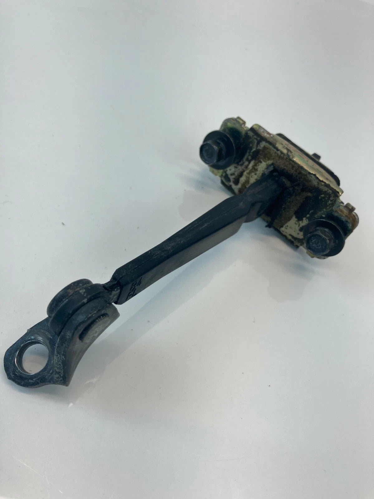 2003-2008 HONDA PILOT FRONT RIGHT PASSENGER DOOR CHECK ARM HINGE STOPPER DETENT