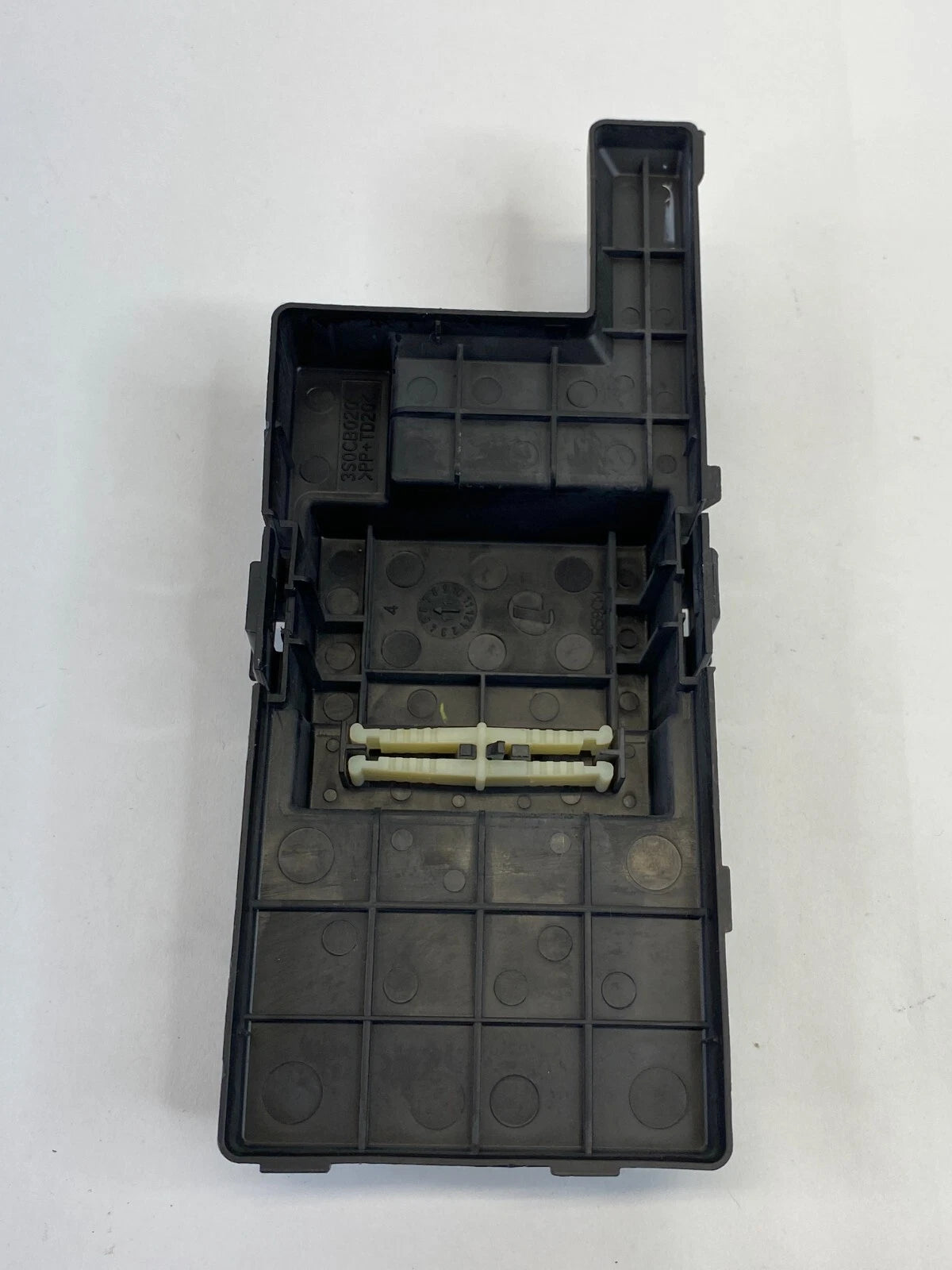 11-15 FORD EXPLORER FUSE RELAY BOX MODULE COMPARTMENT TOP COVER LID 3S0CB020 OEM