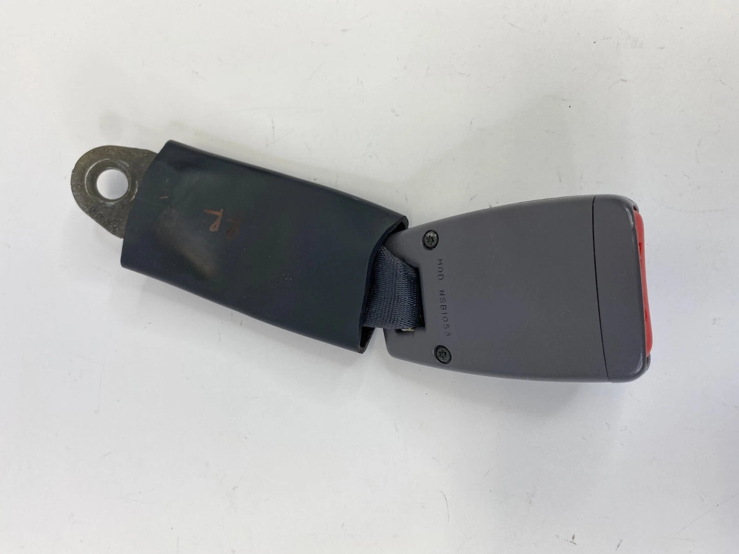2000-2001 TOYOTA CELICA REAR RH PASSENGER SEAT BELT BUCKLE OEM FACTORY NSB1053