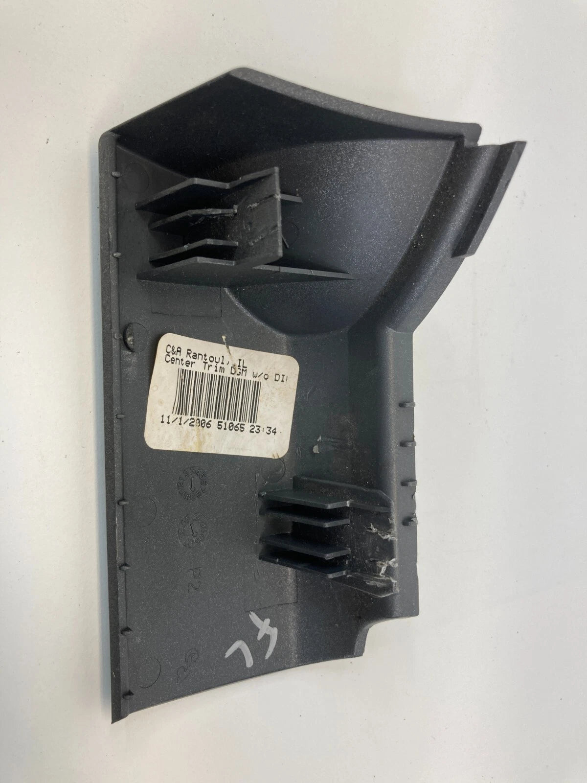 2005-2010 CHEVROLET COBALT CENTER DASH LEFT SIDE TRIM PANEL MOLDING BEZEL OEM