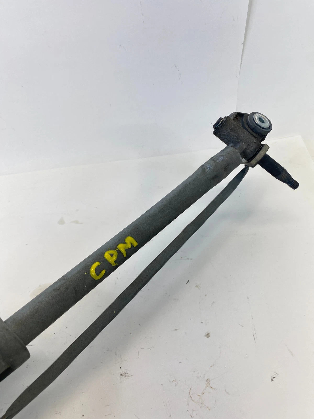 2007-2015 MINI COOPER WINDSHIELD FRONT WIPER MOTOR LINKAGE VALEO 54126867 OEM