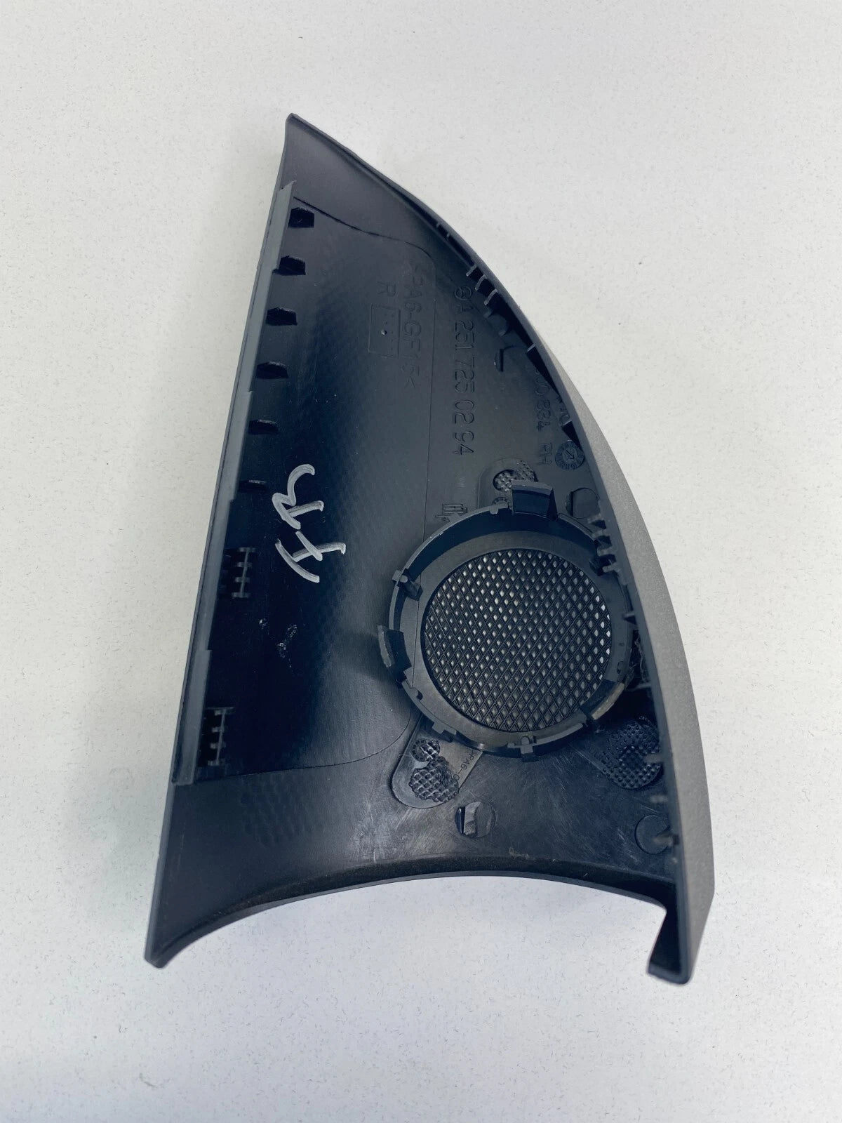 06-12 MERCEDES-BENZ R350 FRONT RIGHT DOOR TWEETER SPEAKER COVER TRIM A2517250294