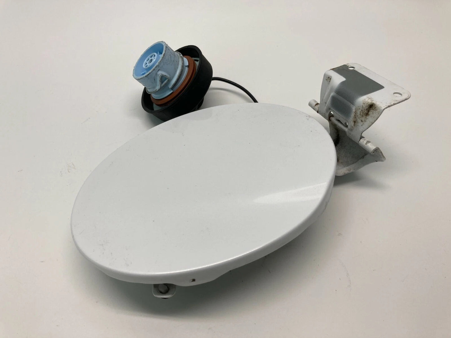 2007 2008 2009 07 08 09 MAZDA CX-7 FUEL FILLER DOOR GAS TANK LID COVER OEM