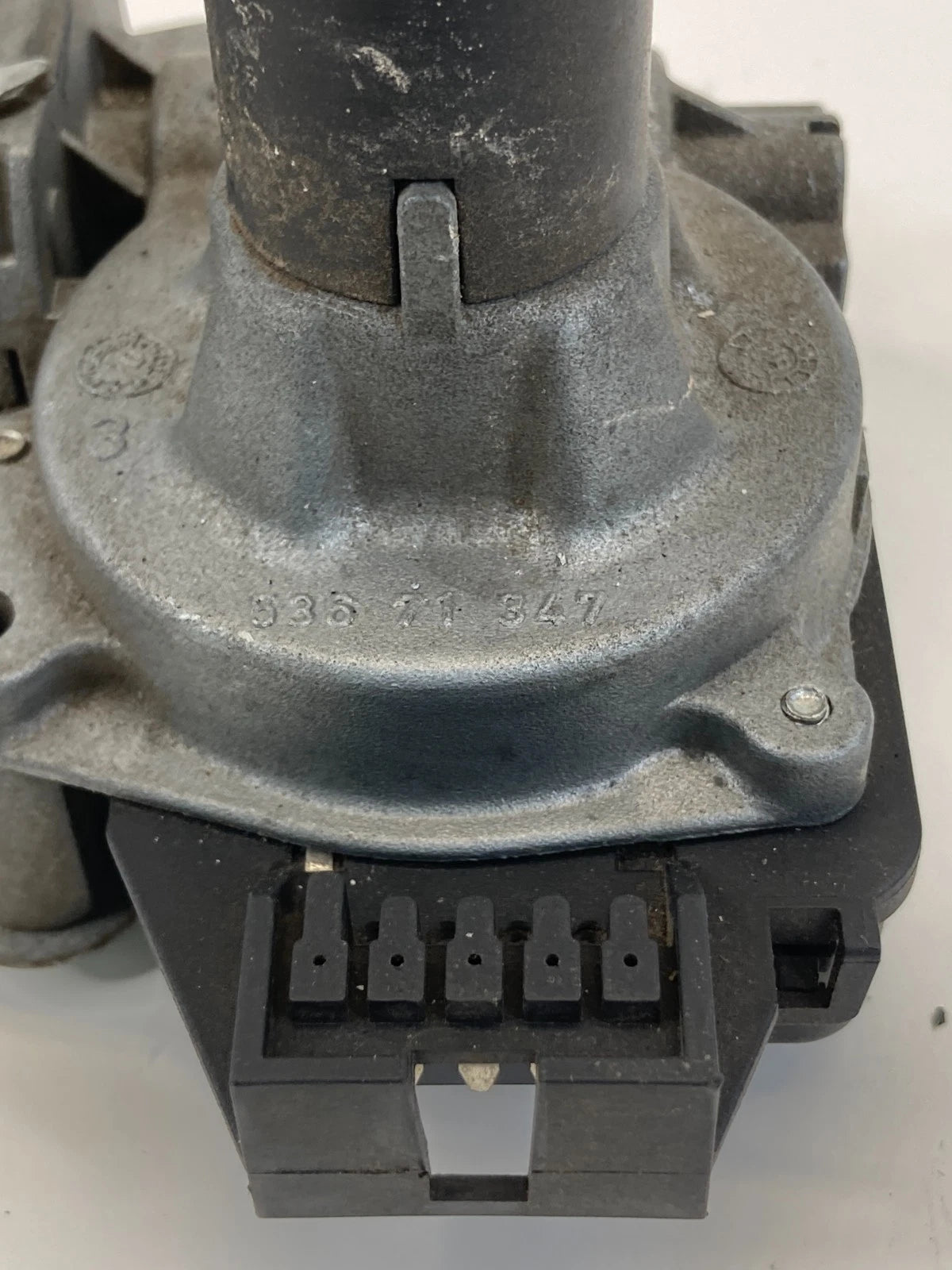 2002-2009 CHEVROLET TRAILBLAZER REAR LIFTGATE WINDSHIELD WIPER MOTOR ASSY OEM