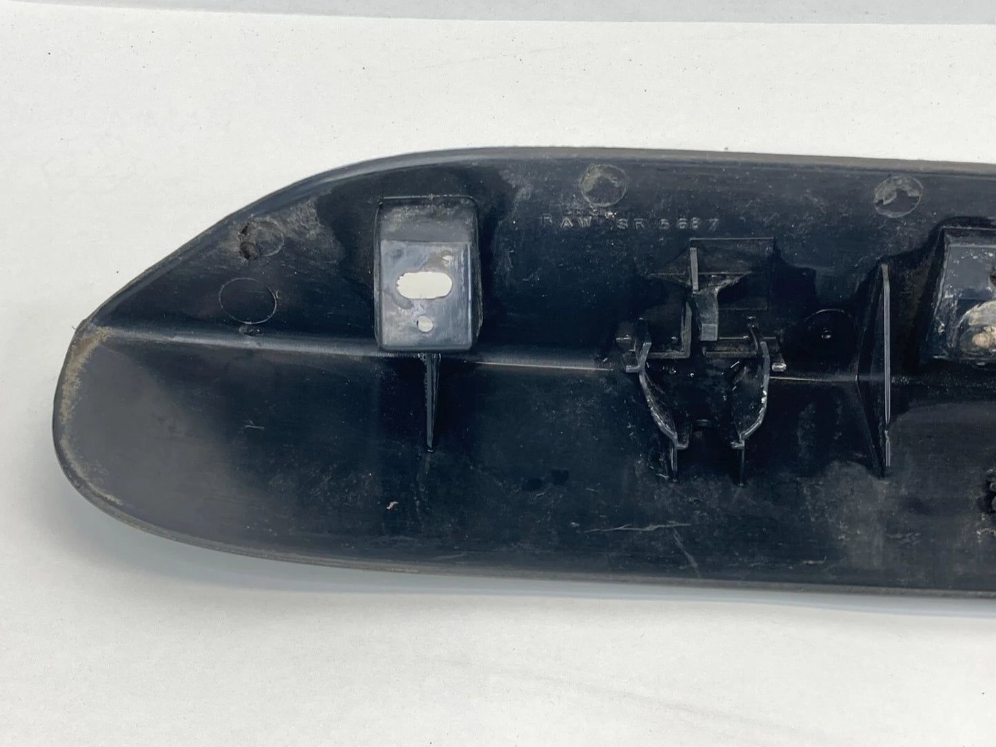 01-05 DODGE CARAVAN REAR TRUNK LIFT GATE LICENSE PLATE HANDLE PANEL 04857231AE