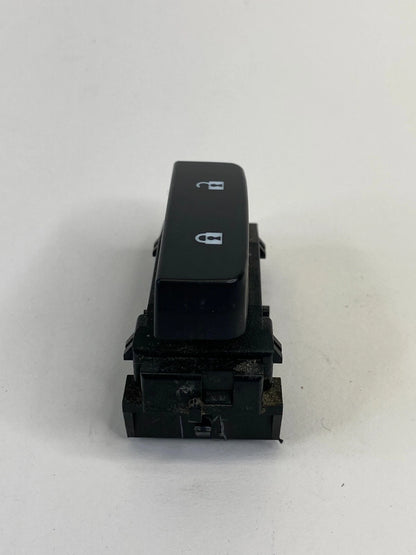 2009-2017 CHEVROLET TRAVERSE FRONT RIGHT SIDE DOOR LOCK CONTROL SWITCH 15804094