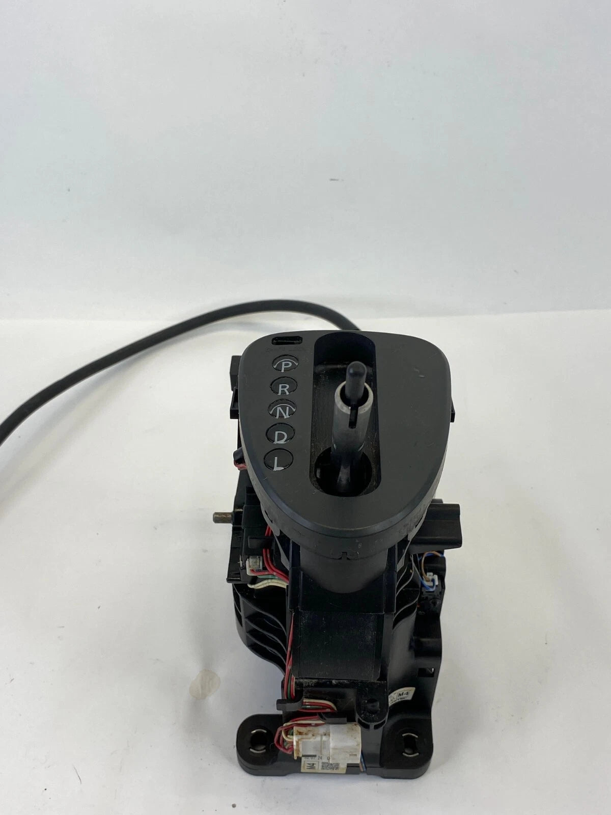 08-13 NISSAN ROGUE 2.5L A/T FLOOR GEAR SHIFTER SHIFT SELECTOR LEVER TDS-06H-A01