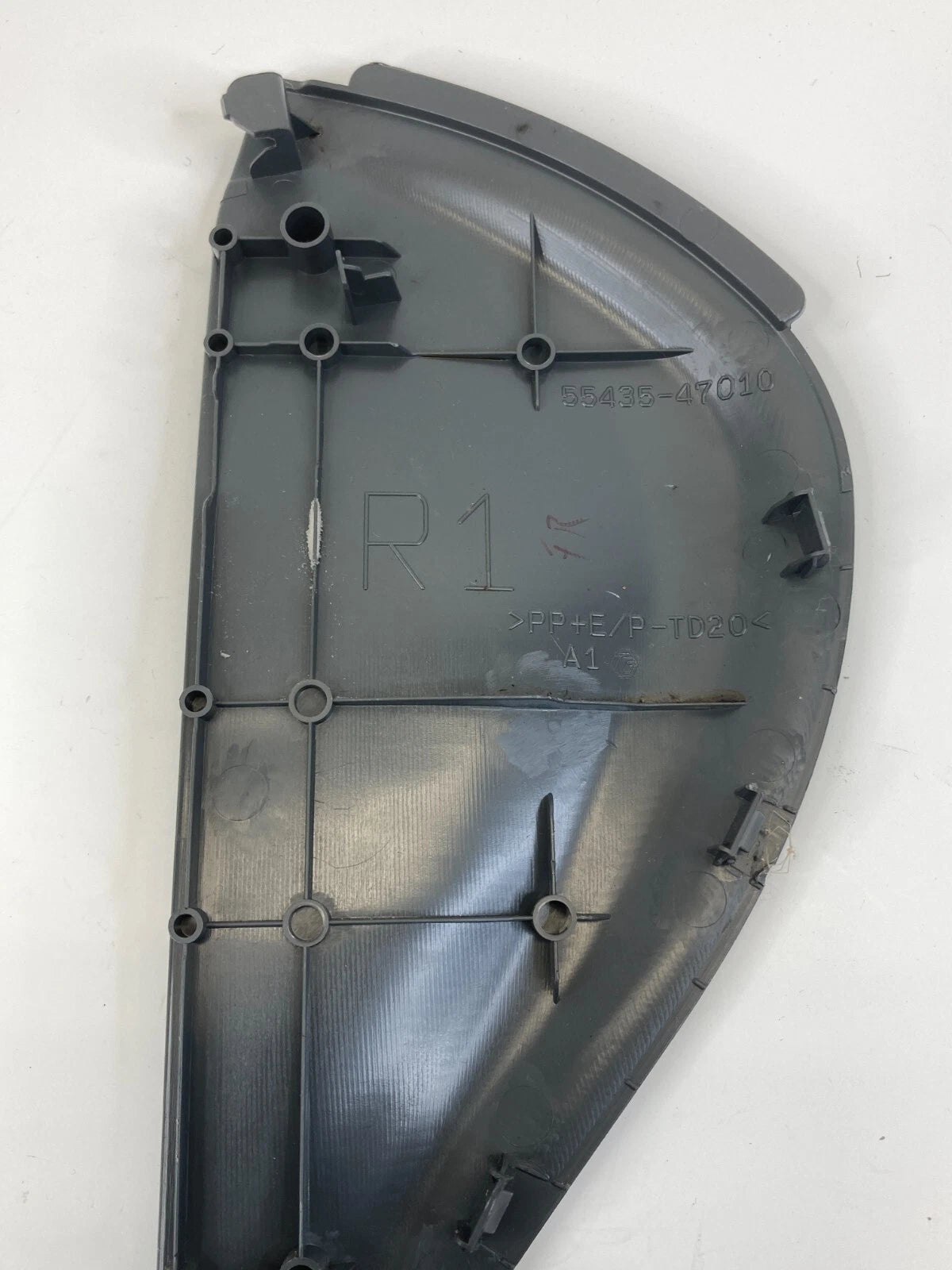2010-2015 TOYOTA PRIUS DASH RIGHT SIDE END CAP PANEL COVER 55435-47010