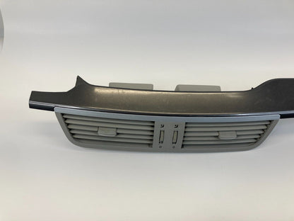 09-14 Volkswagen Routan Center Dash Air Vent Grille Trim Panel 1FB40TRMAA OEM