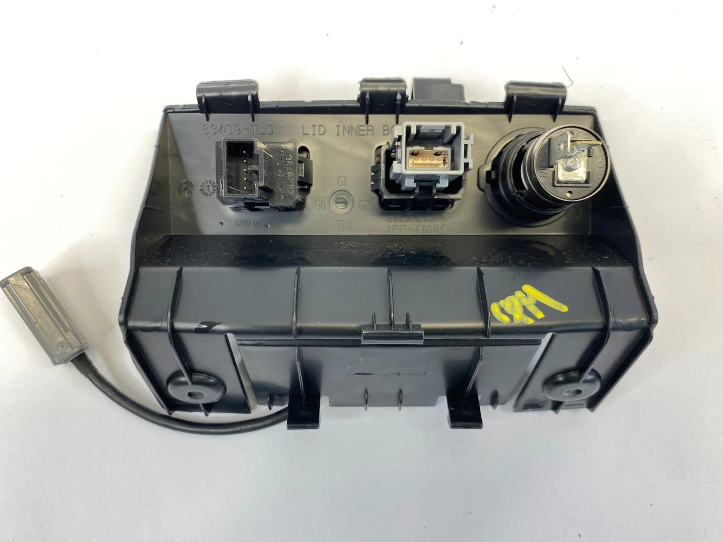 2009-2014 ACURA TSX CENTER CONSOLE USB AUX PORT 12V POWER OUTLET OEM 83409-TL0