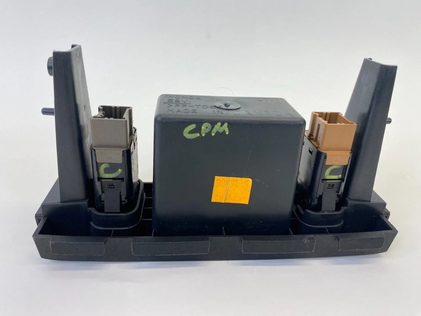 2006-2008 HONDA PILOT DASH POCKET STORAGE W/ HEATED SEAT SWITCH PANEL OEM