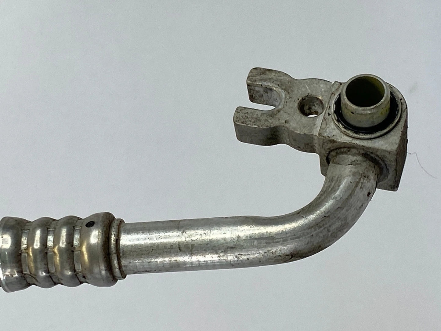 2012-2016 FIAT 500 1.4L AC SUCTION LINE HOSE PIPE CONNECTOR TUBE OEM P68225317AA