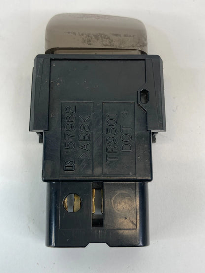 1998-2002 TOYOTA COROLLA EMERGENCY HAZARD LIGHT CONTROL SWITCH BUTTON 157962 OEM