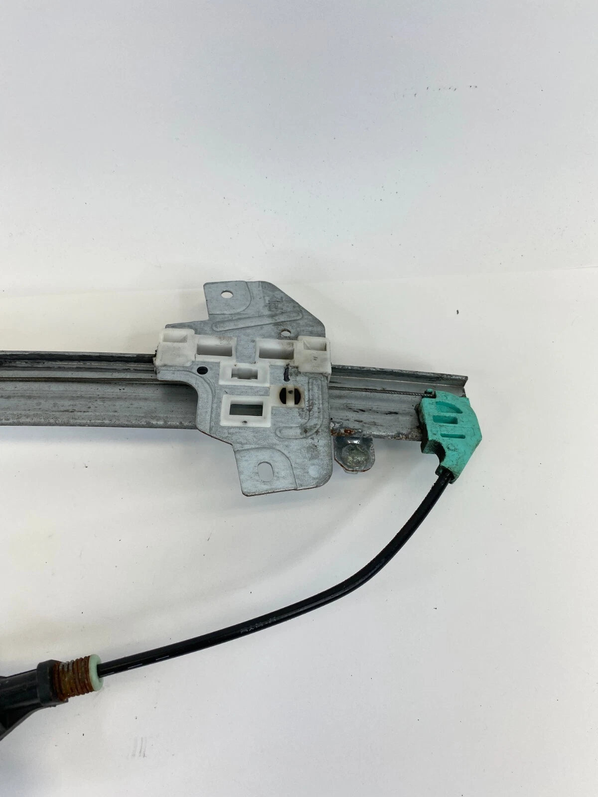 2006-2011 HYUNDAI ACCENT SEDAN FRONT LEFT DRIVER WINDOW REGULATOR ASSEMBLY