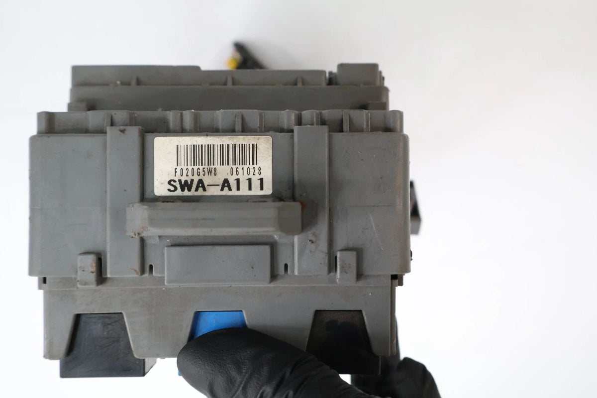 2007-2011 HONDA CR-V 2.4L INTERIOR FUSE RELAY BOX COMPARTMENT SWA-A11 OEM