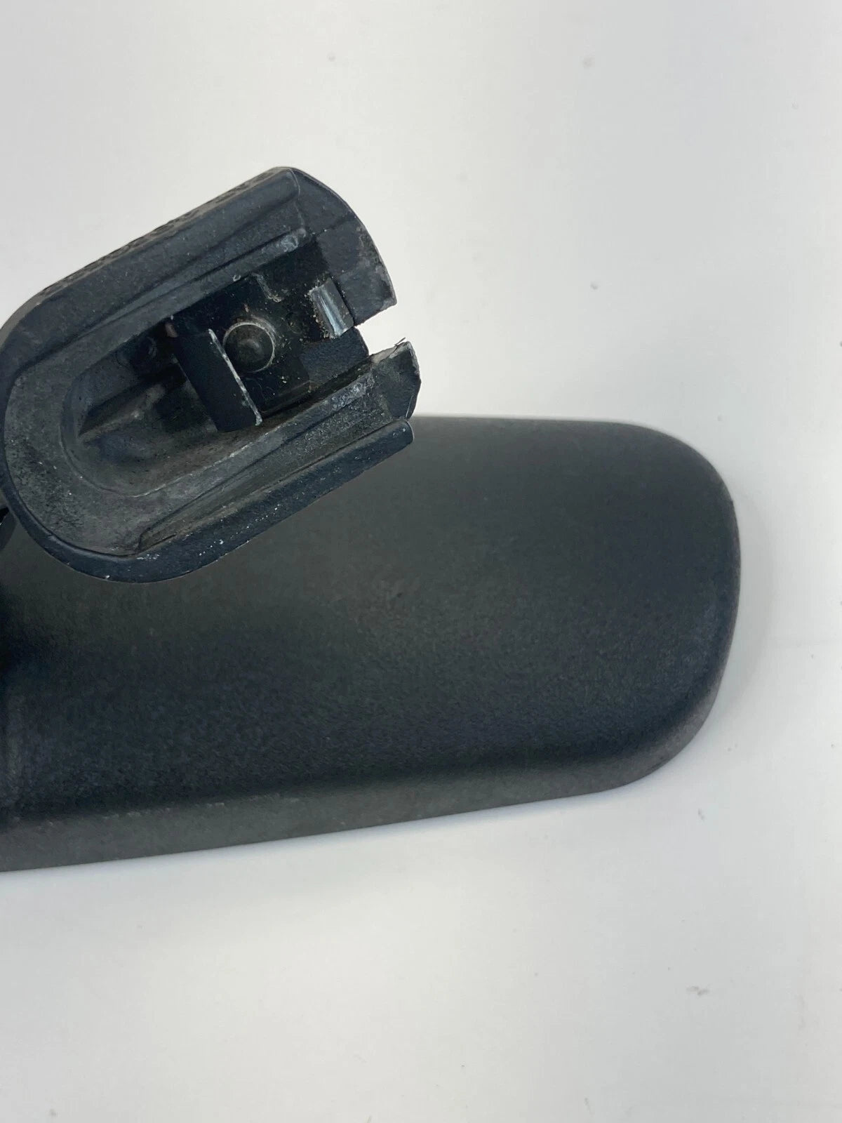 2003 MITSUBISHI MONTERO SPORT REAR VIEW INTERIOR MIRROR ASSEMBLY OEM E8011681