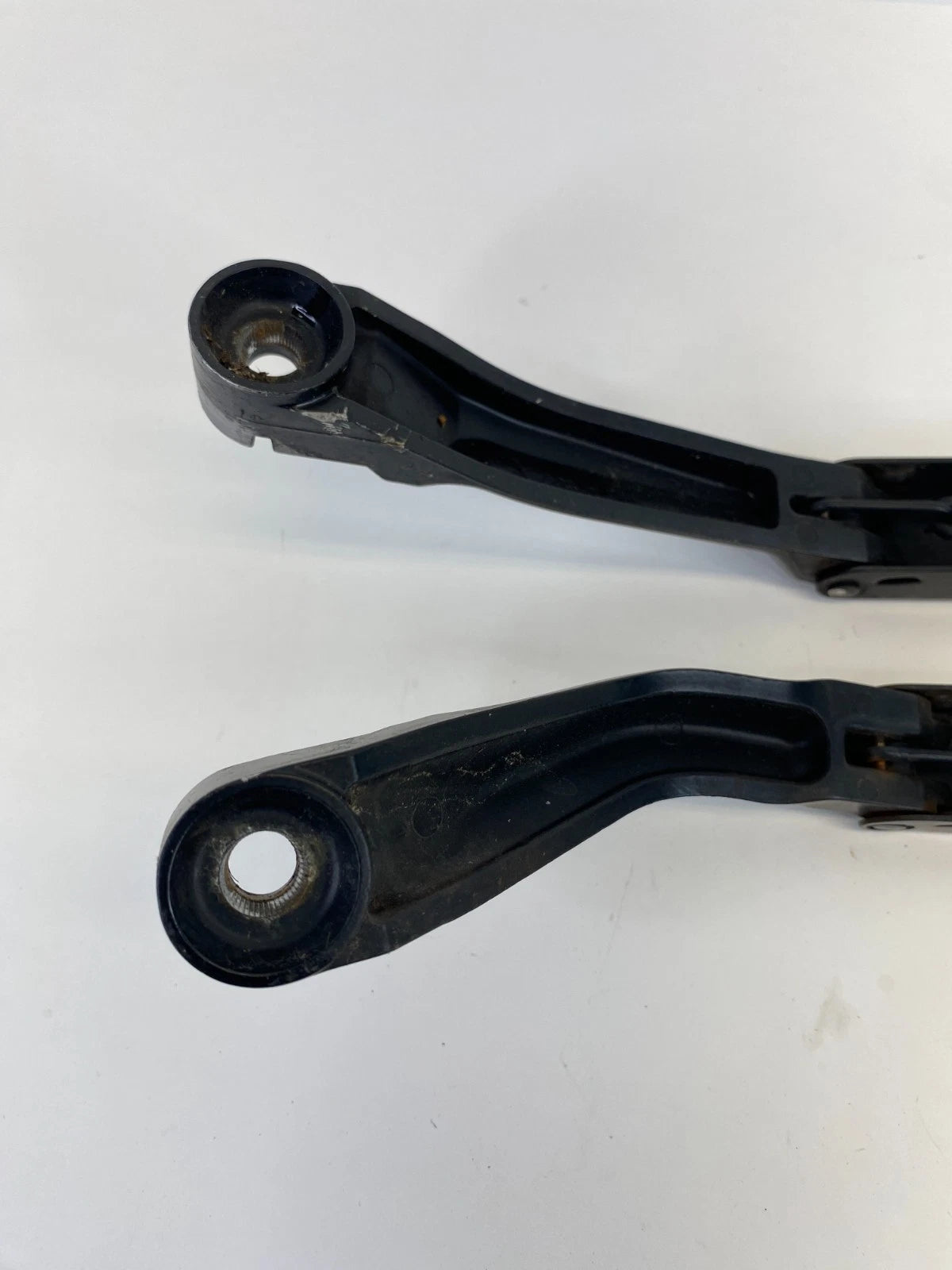 2006-2010 INFINITI M35 M45 FRONT WINDSHIELD WIPER ARM PAIR SET LEFT & RIGHT OEM