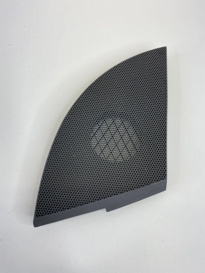 04-10 TOYOTA SIENNA DASH UPPER LEFT SIDE SPEAKER TRIM GRILL COVER 55472-AE010