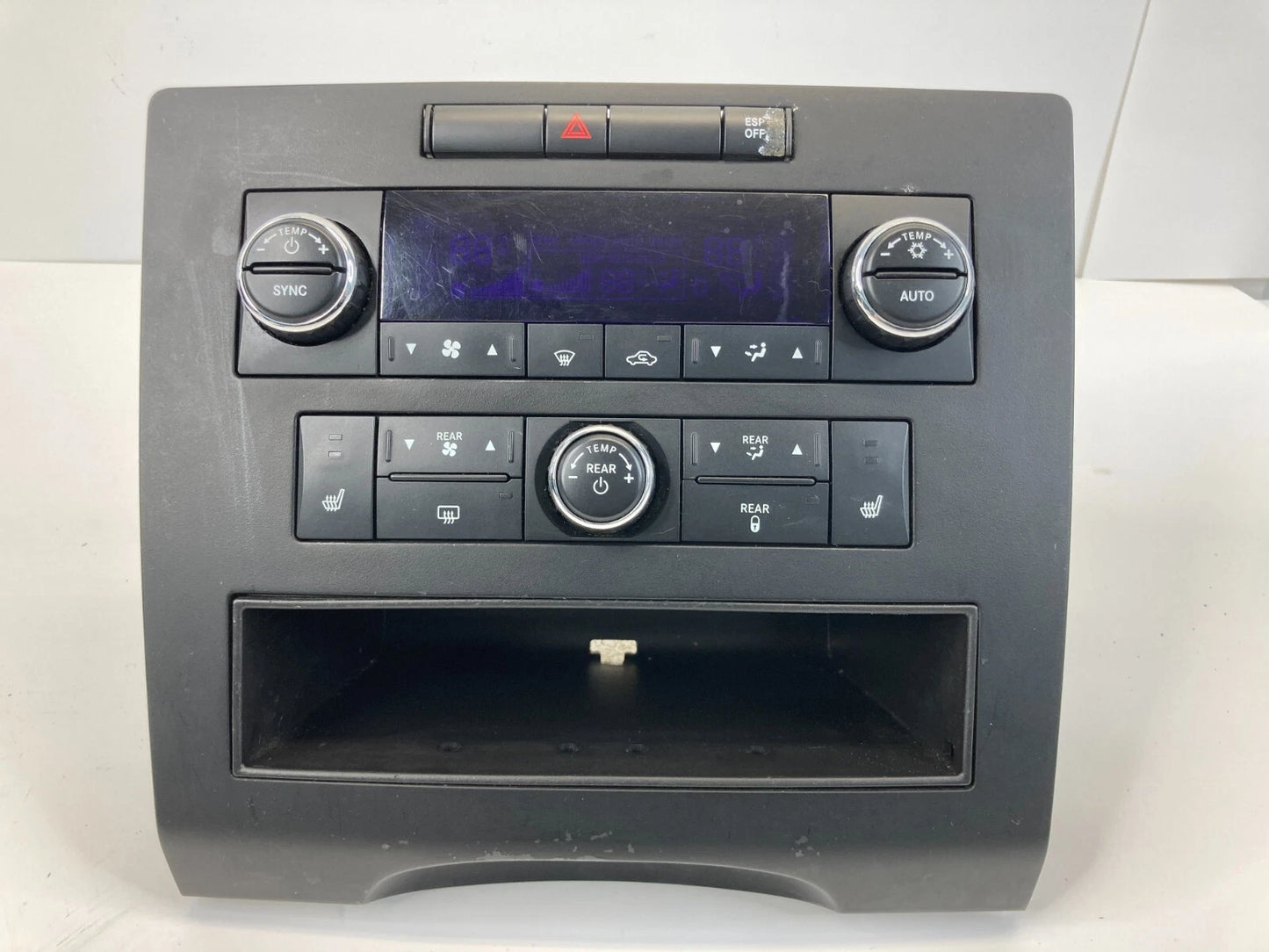 2009 2010 VOLKSWAGEN ROUTAN A/C HEATER TEMPERATURE CLIMATE CONTROL P55111867AE
