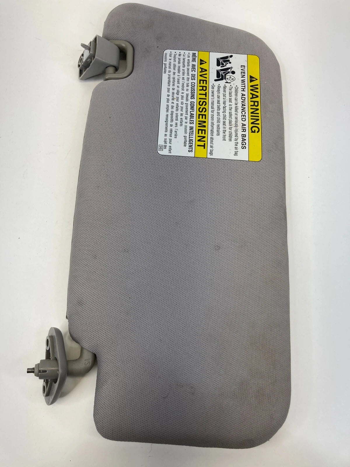 2006-2008 SUBARU FORESTER ROOF RIGHT PASSENGER SUNVISOR SUN VISOR SHADE OEM