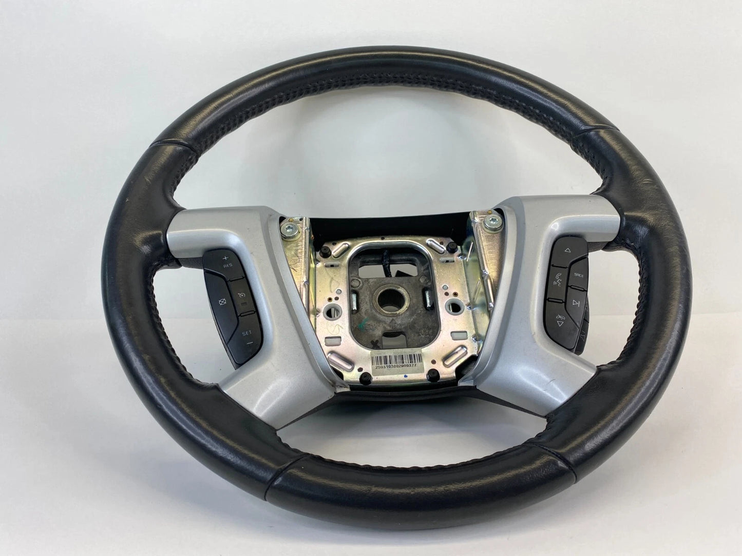 09-12 CHEVY TRAVERSE STEERING WHEEL W/ CRUISE CONTROLS & RADIO STEREO SWITCHES