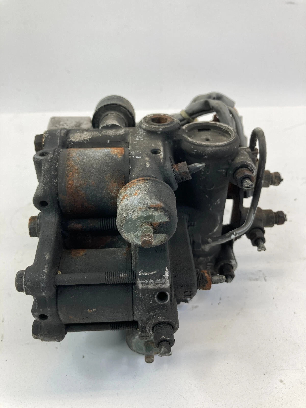 93 94 LEXUS LS400 4.0L A/T RWD ABS ANTI LOCK BRAKE PUMP ACTUATOR & MODULATOR OEM