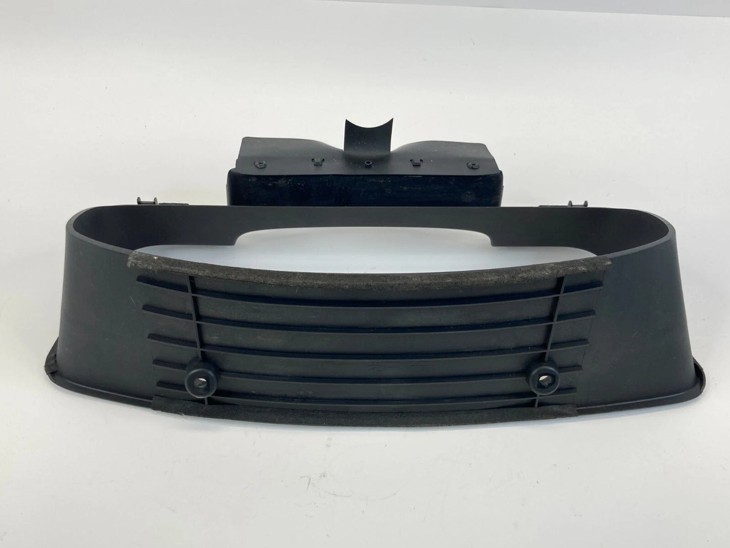 01-04 NISSAN PATHFINDER DASH PANEL CLUSTER SPEEDOMETER TRIM BEZEL 68240-4W300