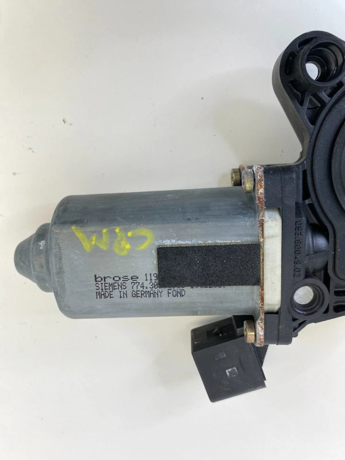 2000-2006 MERCEDES S430 W220 REAR LEFT SIDE POWER WINDOW MOTOR 0536004902 OEM