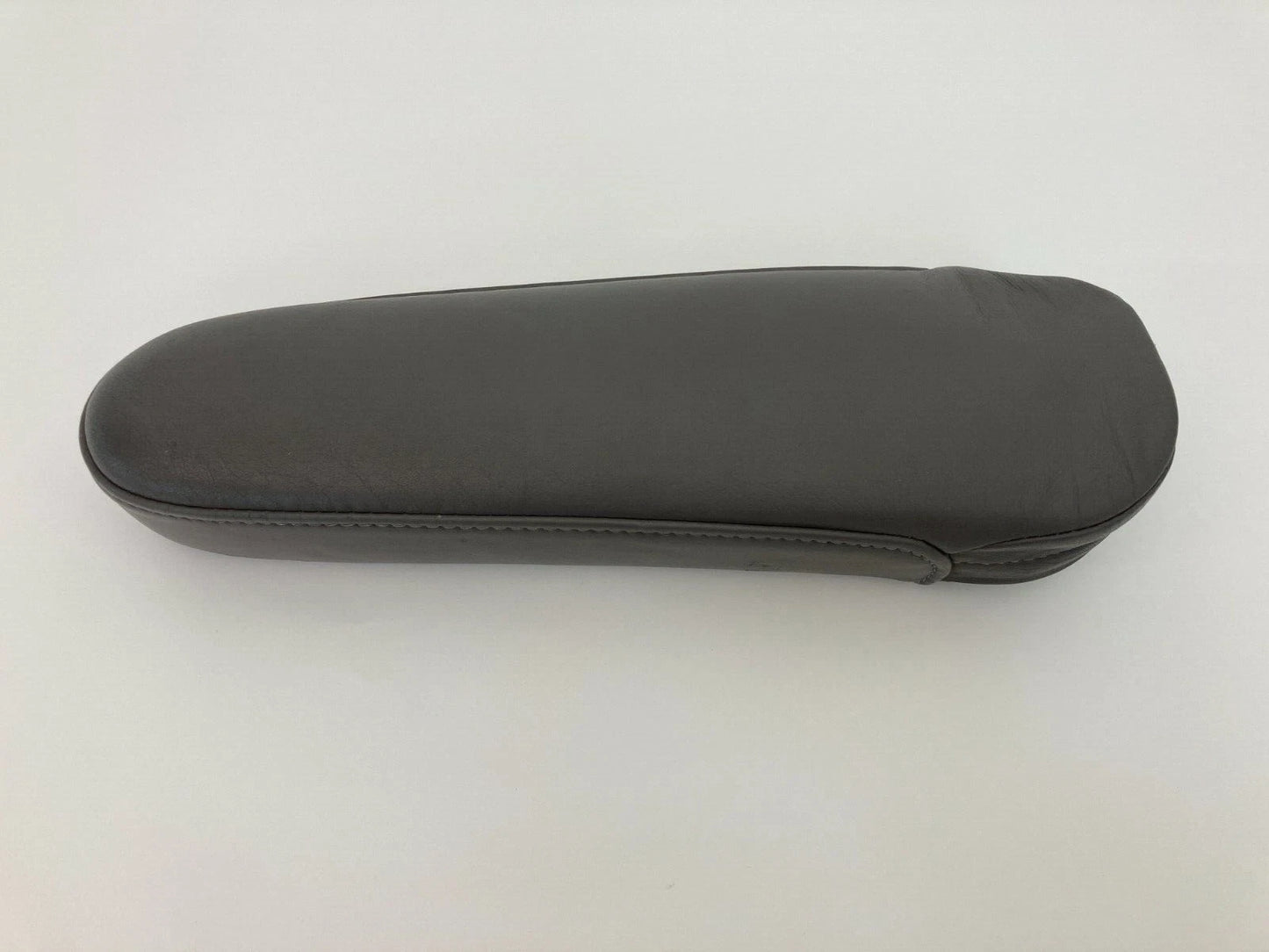 2002-2004 HONDA ODYSSEY REAR RIGHT SIDE LEFT POSITION SEAT ARMREST ARM REST OEM