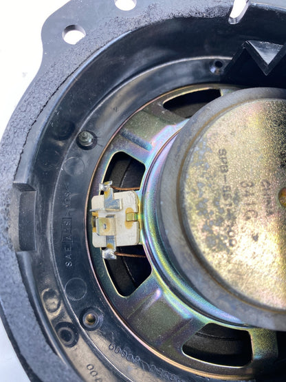 2002-2006 Suzuki XL-7 Front Right Passenger Side Door Audio Speaker 39350-60G00