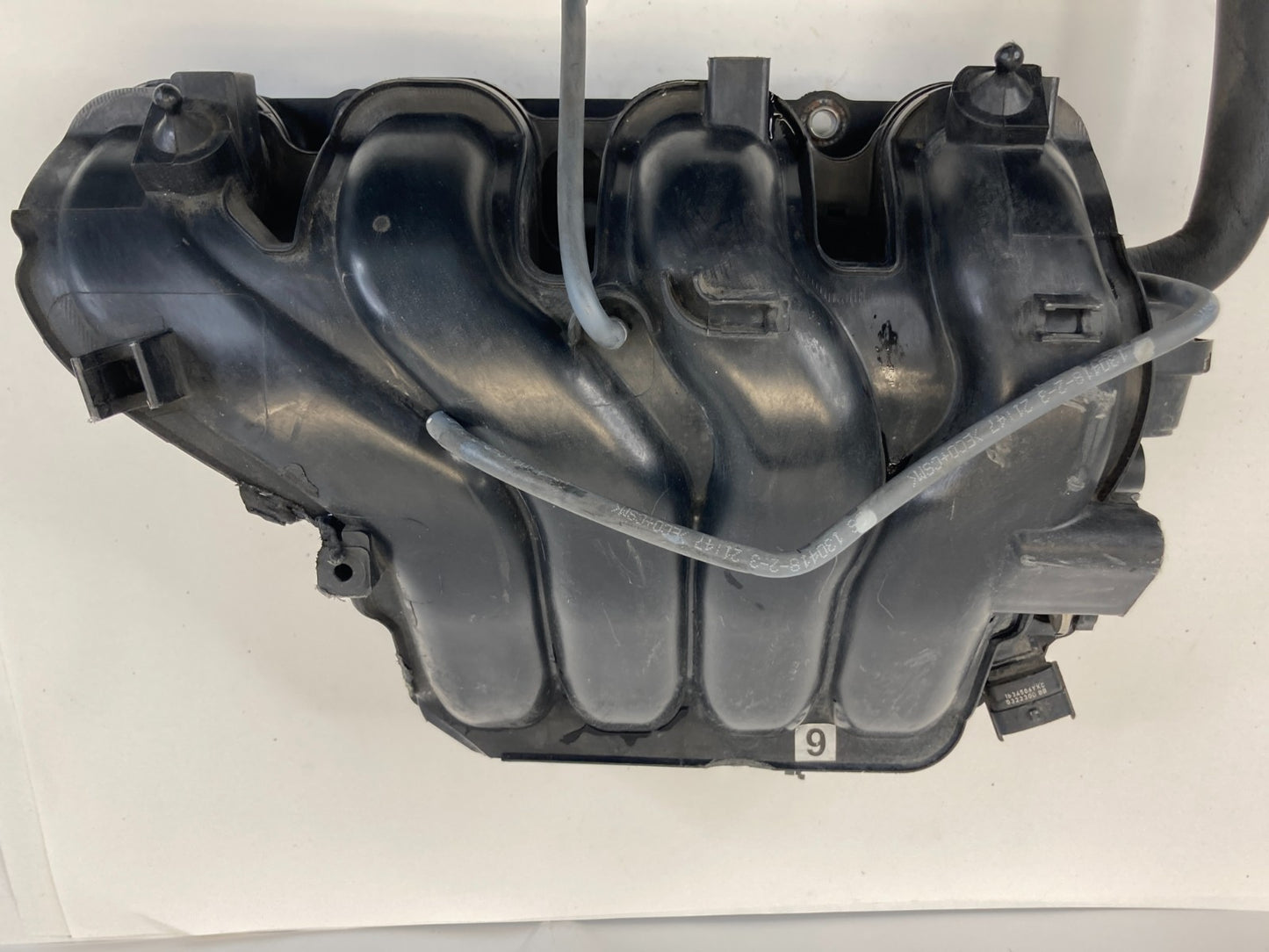 2012-2017 Hyundai Accent Veloster 1.6L L4 16V FWD Air Intake Manifold Assy OEM