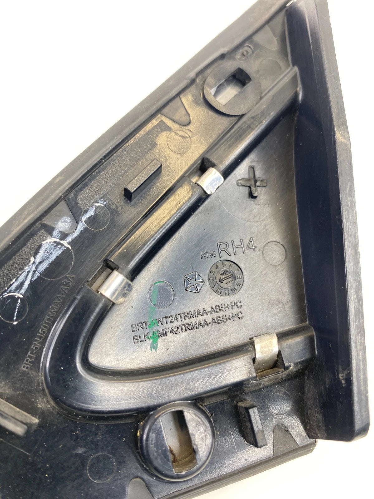 15-17 Chrysler 200 Front Right Exterior Mirror Corner Cover Trim 5MF42TRMAA OEM