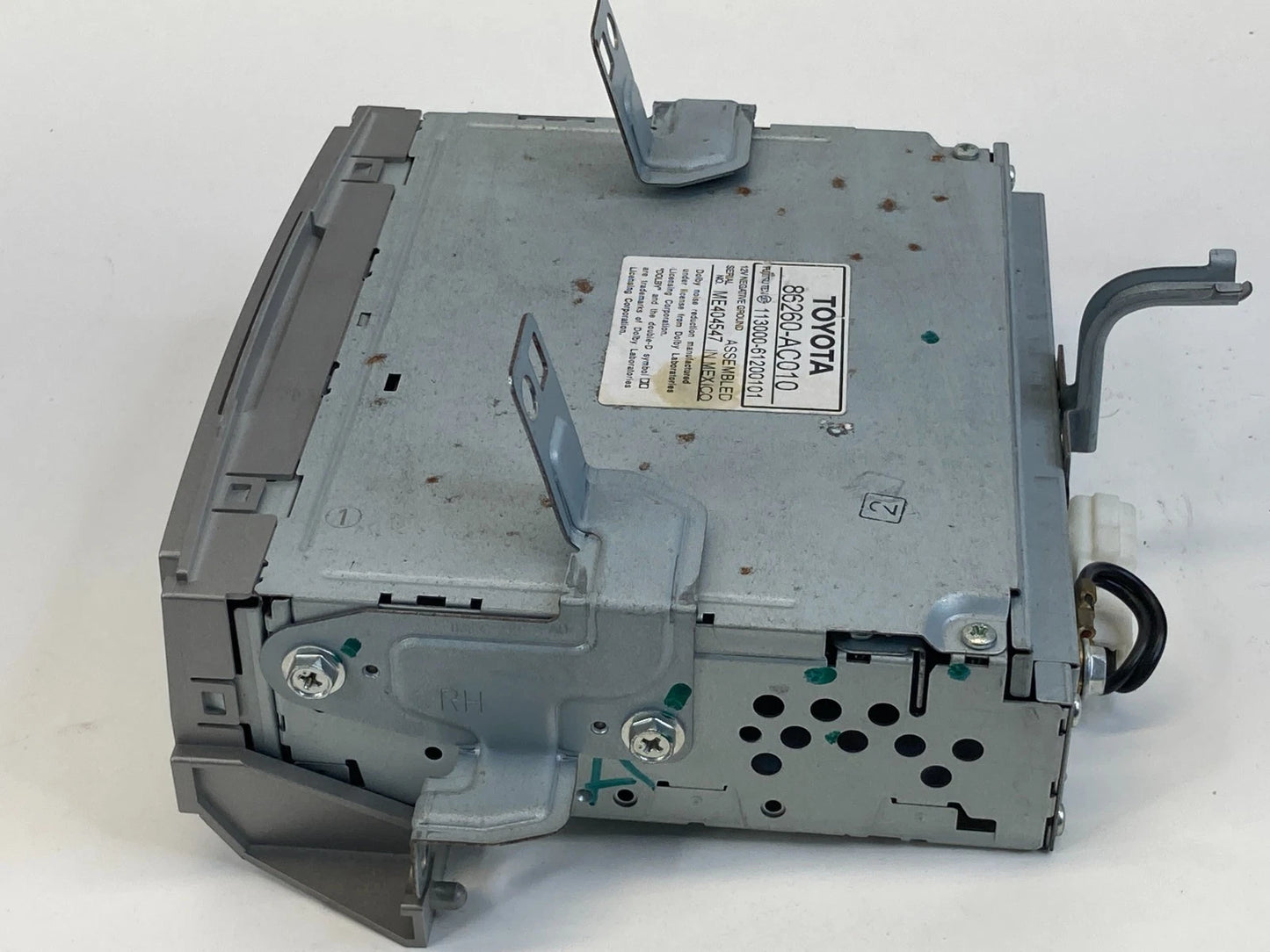 2005-2007 TOYOTA AVALON AM/FM RADIO CD CASSETTE PLAYER RECEIVER 86260-AC010 OEM